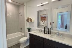 8-Kids-Bathroom-1-scaled