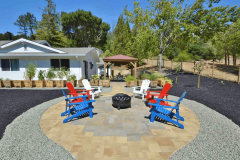 10-Side-Yard