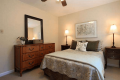 12-Bedroom3