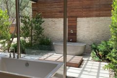 3-Outdoor-Bathroom-scaled