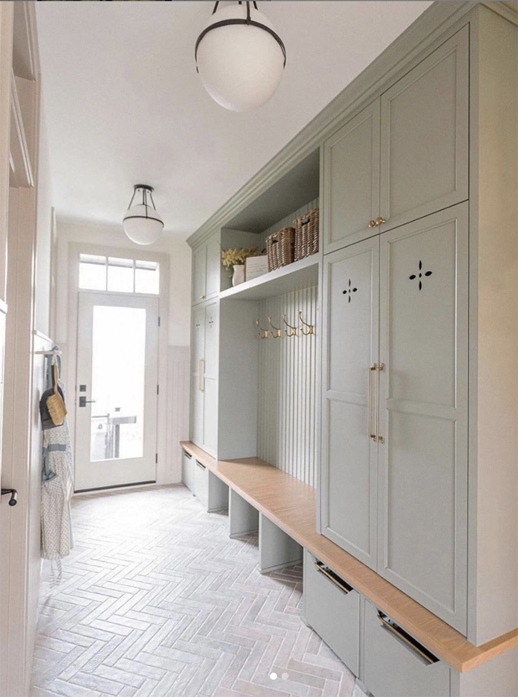 How-to-Choose-a-Paint-Color-for-Your-Laundry-2
